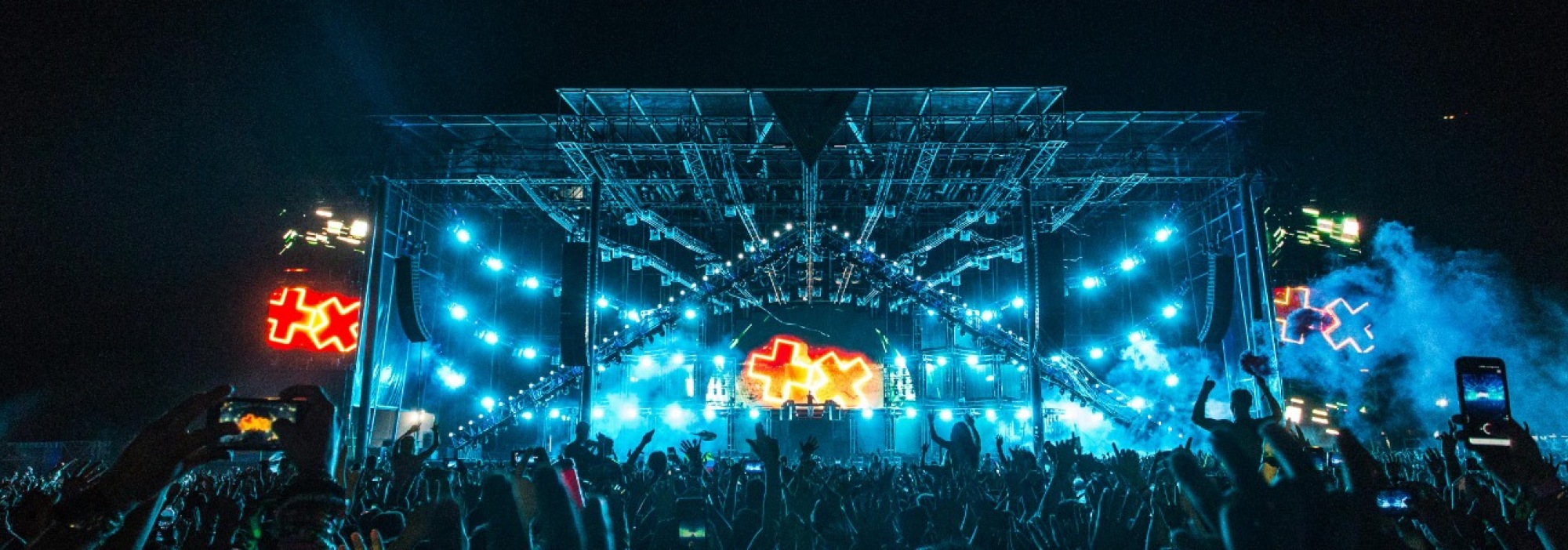Site Generator Hire for Summer Festivals